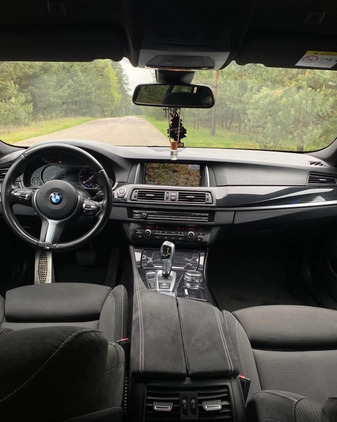 BMW Seria 5 cena 77000 przebieg: 227000, rok produkcji 2016 z Wołomin małe 562
